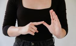 A Xunta de Galicia destina case 340.000 € a facilitar a comunicación das persoas xordas coa Administración